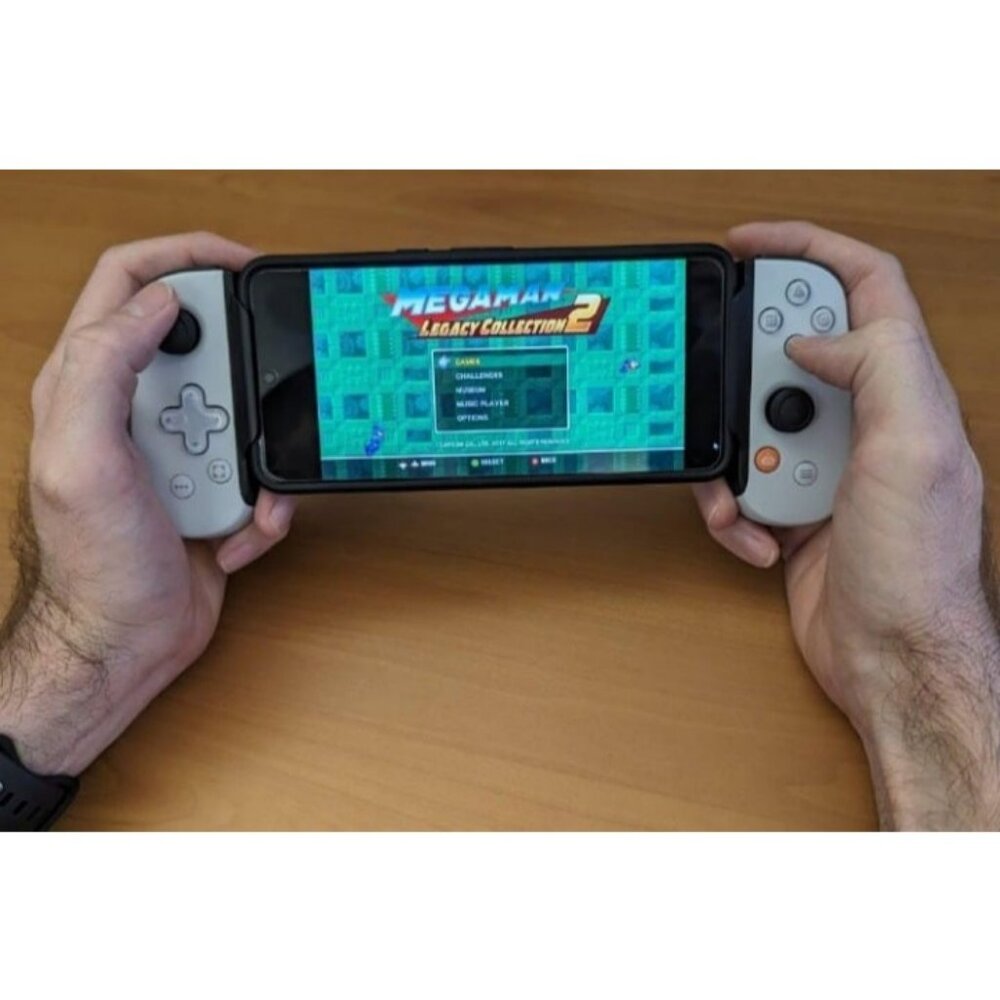 One Mobile Gaming Controller for iPhone (Lightning) - PlayStation Edition